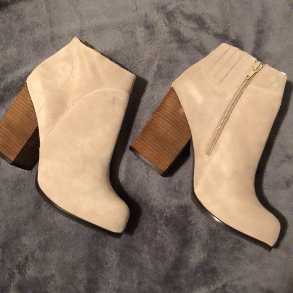 Jeffrey Campbell Shoes - NWT Jeffrey Campbell Suede Booties